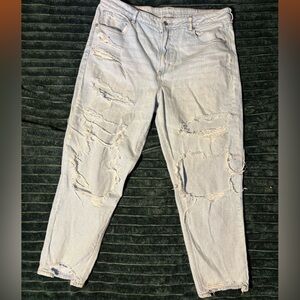 American Eagle High Rise Distressed Mom Jeans size 18